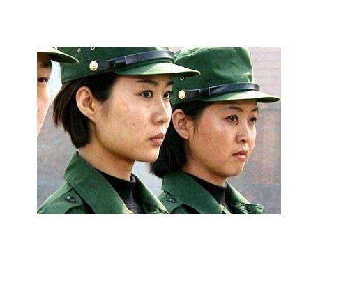 女子特警队Nv Zi Te Jing Dui(2000)插图2%4K电影下载_3D影视资源_杜比视界迅雷下载