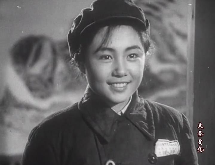 姊姊妹妹站起来Zi zi mei mei zhan qi lai(1951)插图2%4K电影下载_3D影视资源_杜比视界迅雷下载