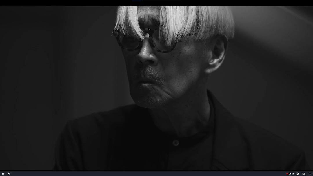 坂本龙一特别线上钢琴独奏会2022Ryuichi Sakamoto: Playing the Piano 2022(2022)插图2%4K电影下载_3D影视资源_杜比视界迅雷下载