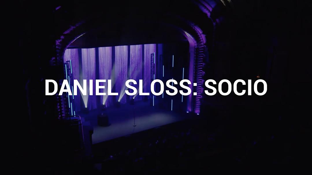 丹尼尔·斯洛斯：SOCIODaniel Sloss: SOCIO(2022)插图2%4K电影下载_3D影视资源_杜比视界迅雷下载