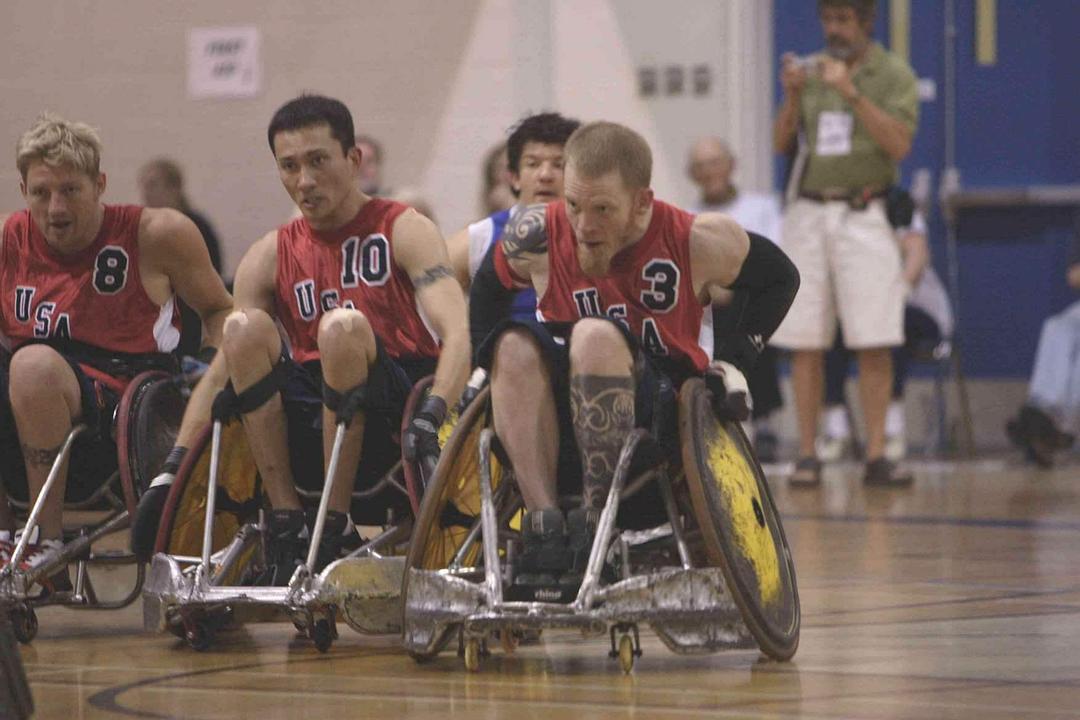 轮椅上的竞技Murderball(2005)插图2%4K电影下载_3D影视资源_杜比视界迅雷下载