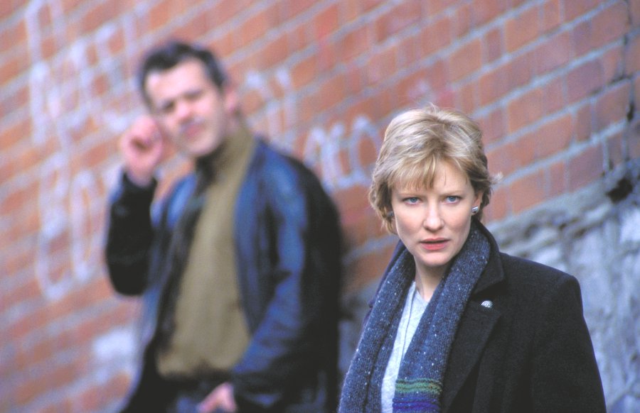 毒家新闻Veronica Guerin(2003)插图2%4K电影下载_3D影视资源_杜比视界迅雷下载